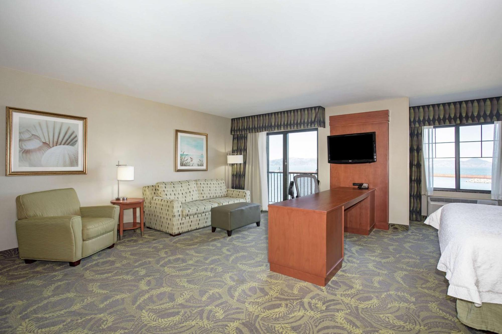 Hampton Inn & Suites אסטוריה מראה חיצוני תמונה